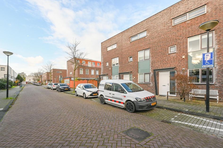 Drouwenstraat 15