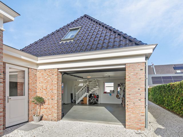 Haveloozeweg 6, Dirksland