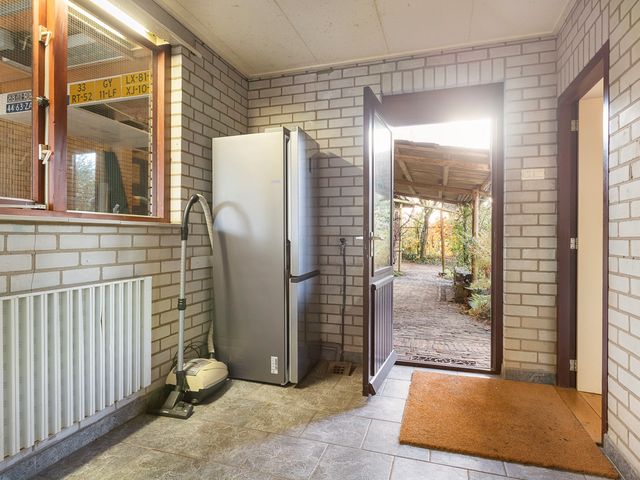 Mejontsmastraat 28, Buitenpost