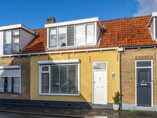 Kreekstraat 25, Sommelsdijk