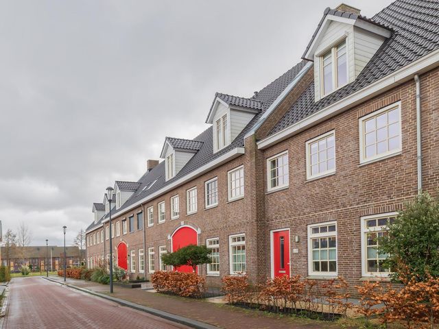 Laan van Zuiderhoeven 10, Hoofddorp