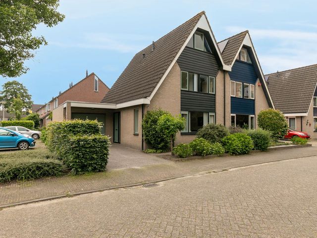 Vossenberg 8, Prinsenbeek