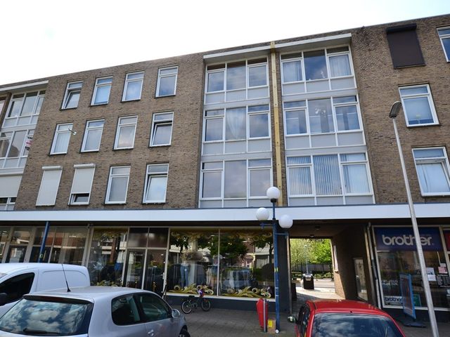 Mgr. Feronstraat 36, Heerlen