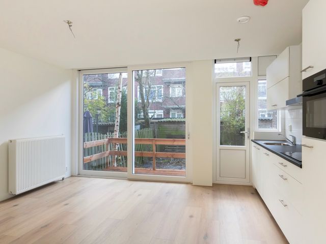 Bas Jungeriusstraat 118A, Rotterdam