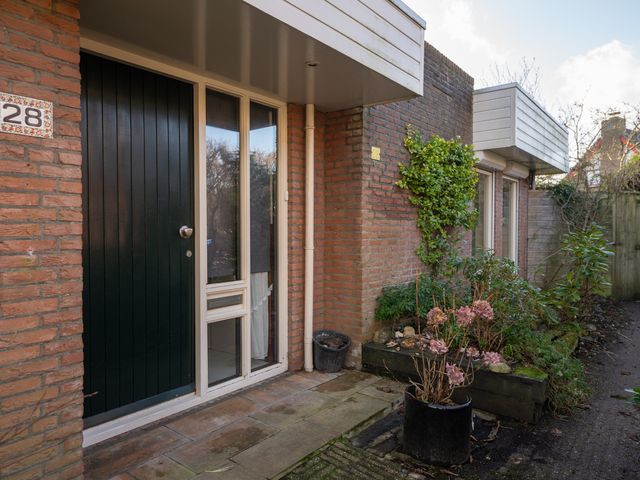 Naalrand 28, Den Hoorn