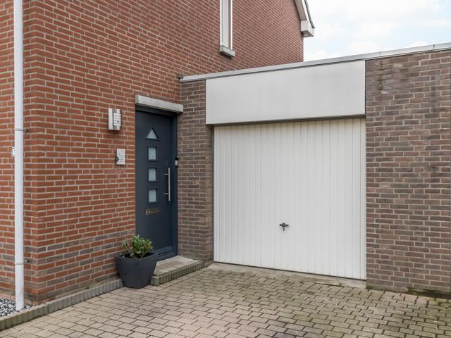 Hortensiastraat 15, Geleen