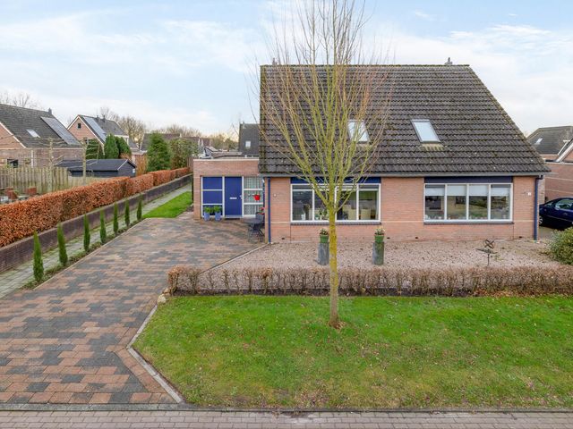 Standvoetbeker 1, Borger