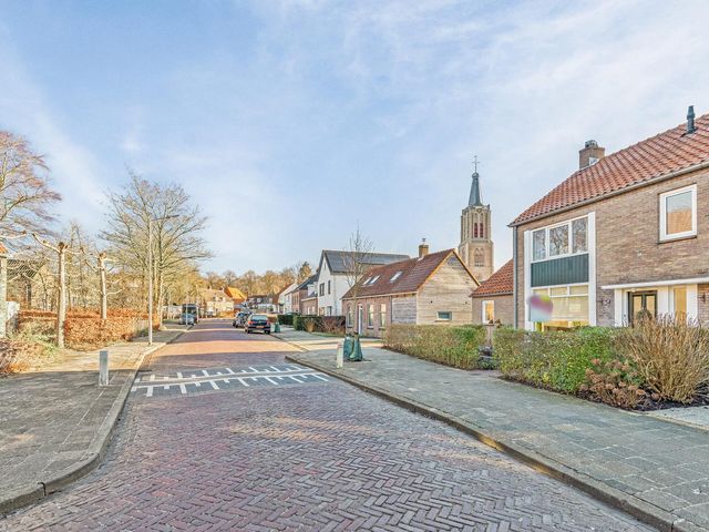 Lewestraat 9A, Kloetinge