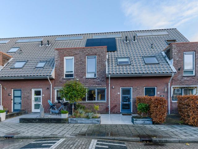 Alstroemeriastraat 12, Wateringen