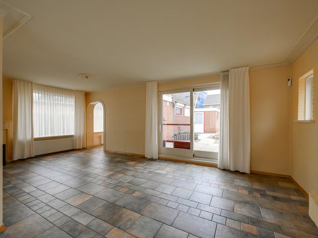 Timberwolfstraat 34, Oudenbosch