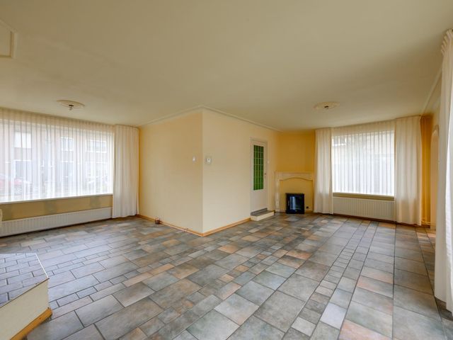 Timberwolfstraat 34, Oudenbosch
