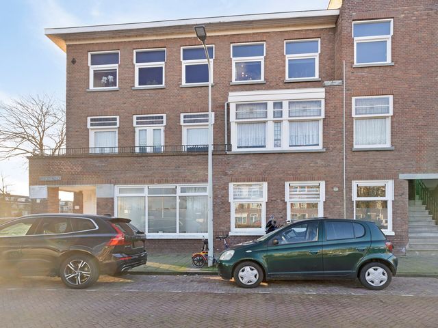 Loenenseplein 12, Den Haag