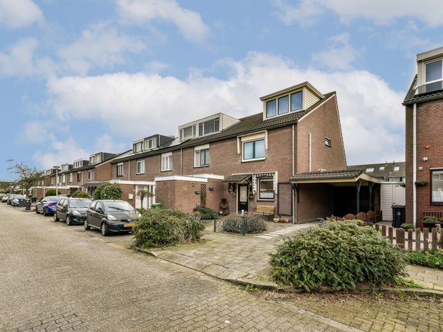 De Hoper 74, Oostzaan