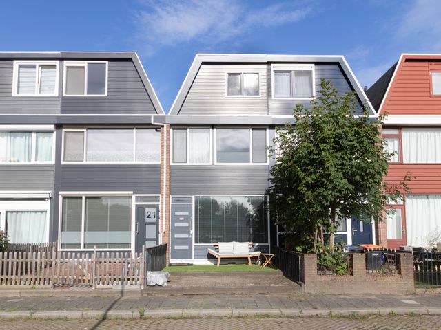 van Weerden Poelmanstraat 19, Zwijndrecht