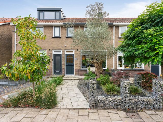 Reederijstraat 9, Alblasserdam