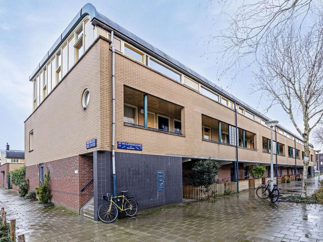 Bep van Klaverenblvd 28, Amsterdam