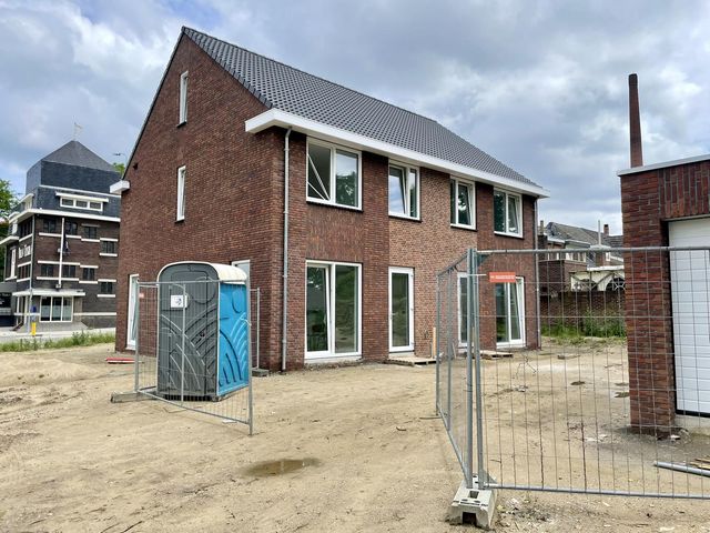 2-onder-1-kapwoning , Tegelen