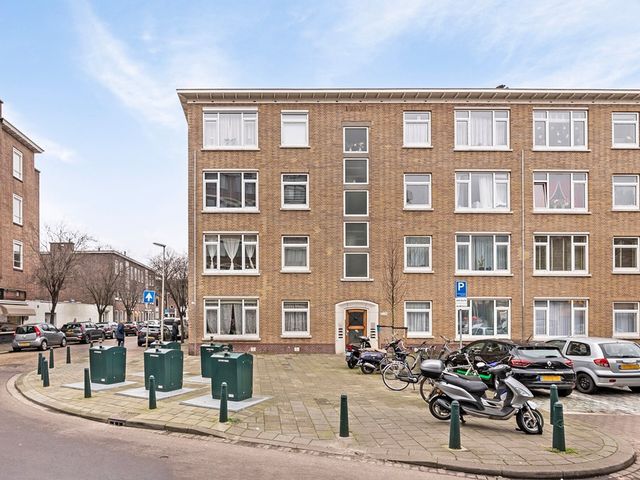 Medemblikstraat 254, Den Haag