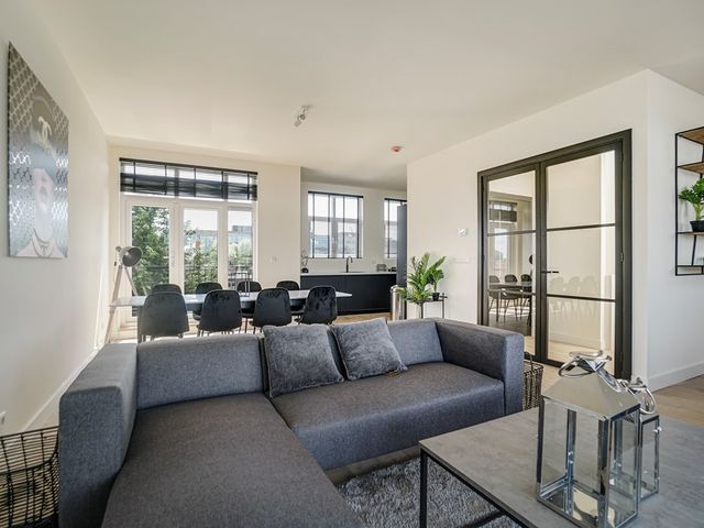Van Hogenhoucklaan 41B, Den Haag