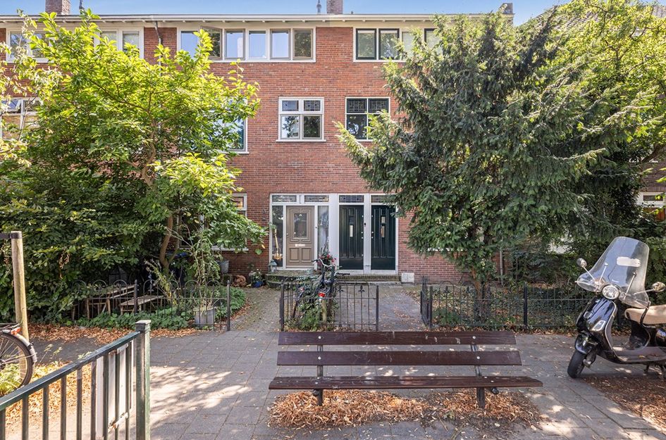 Riouwstraat 102