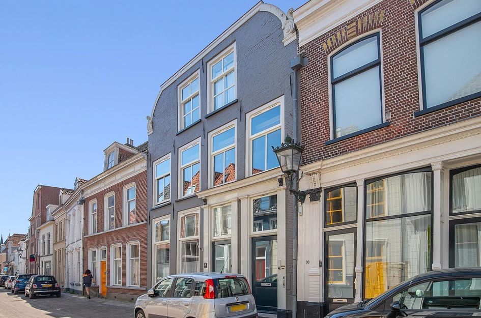 Buiten Nieuwstraat 28I