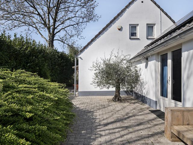 Grotestraat 46, Deest