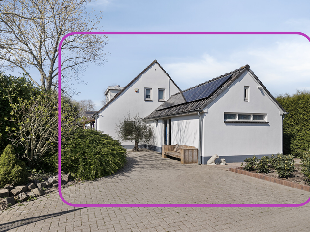Grotestraat 46, Deest