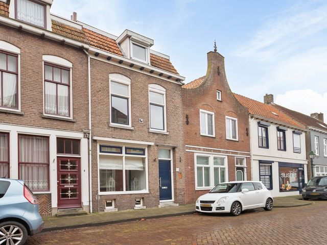 Koninginnestraat 12, IJzendijke