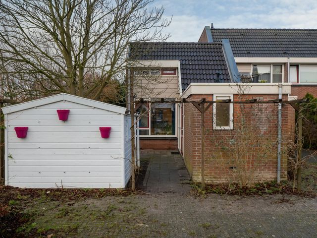 Leeuwerik 32, Venhuizen