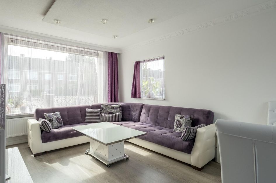 Walraven van Hallstraat 11