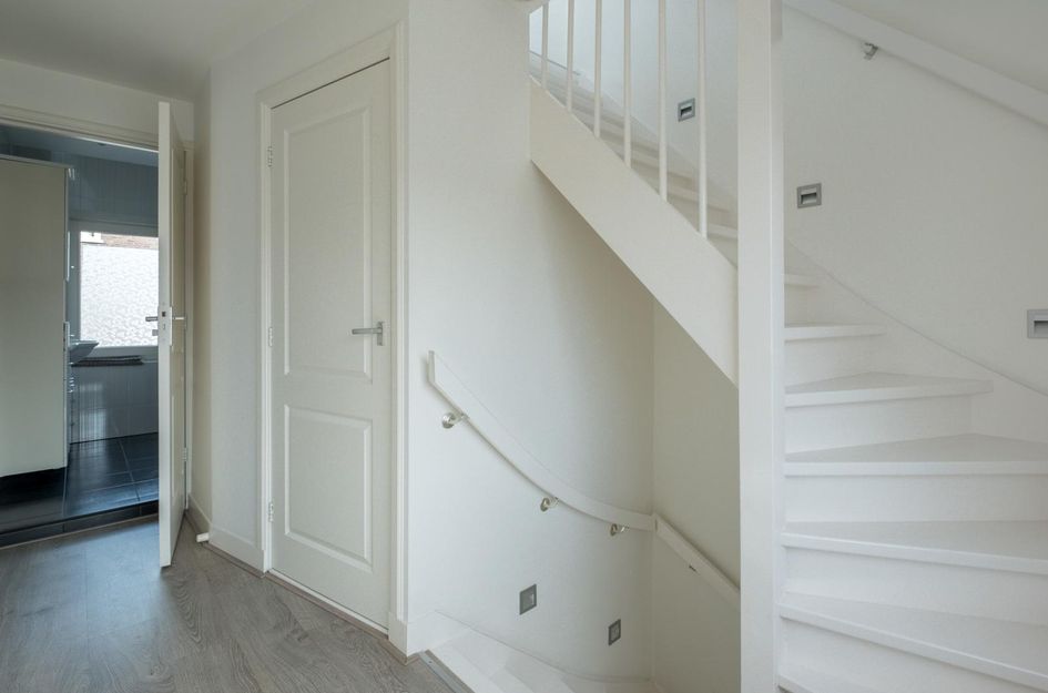 Walraven van Hallstraat 11