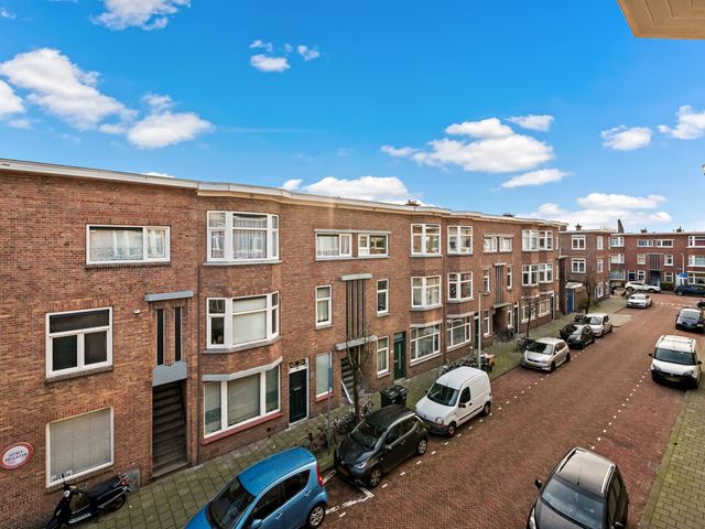 Lyonnetstraat 105, 's-Gravenhage