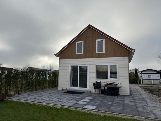 Onderdijk 245 94, Wervershoof