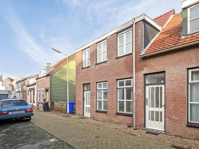 van Bovenstraat 39, Terneuzen
