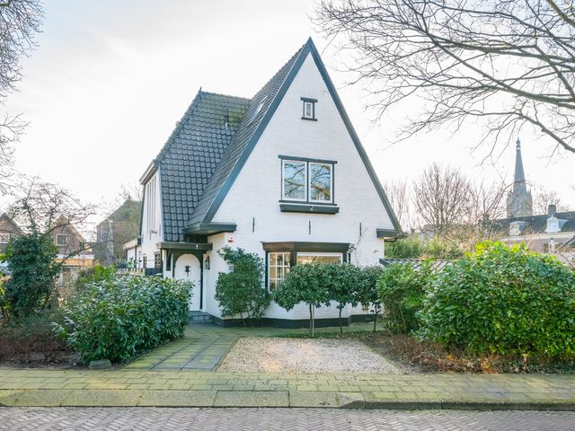 Burgemeester Nahuyssingel 37, Doesburg
