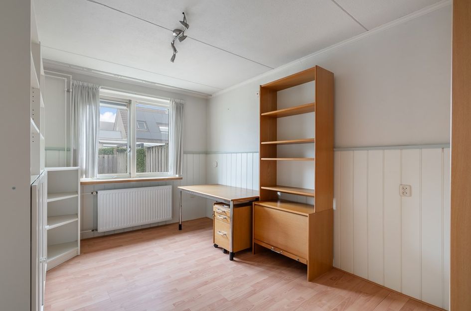 Veerstoep 24