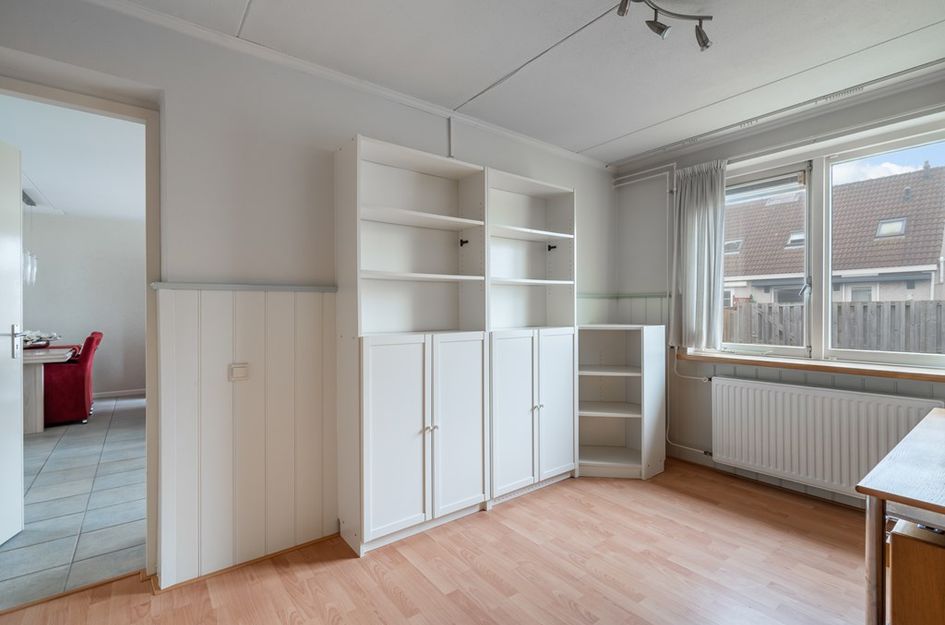 Veerstoep 24