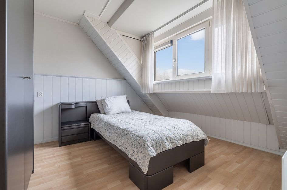 Veerstoep 24