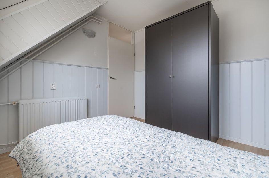 Veerstoep 24