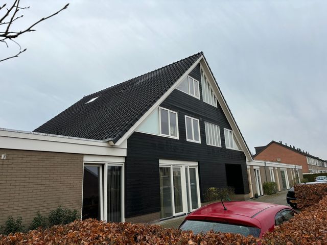 Oranjestraat 21, Elst