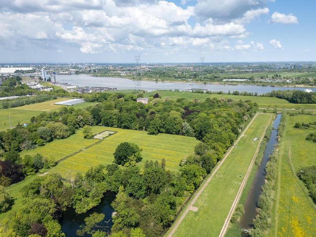 Randweg 25, Ridderkerk