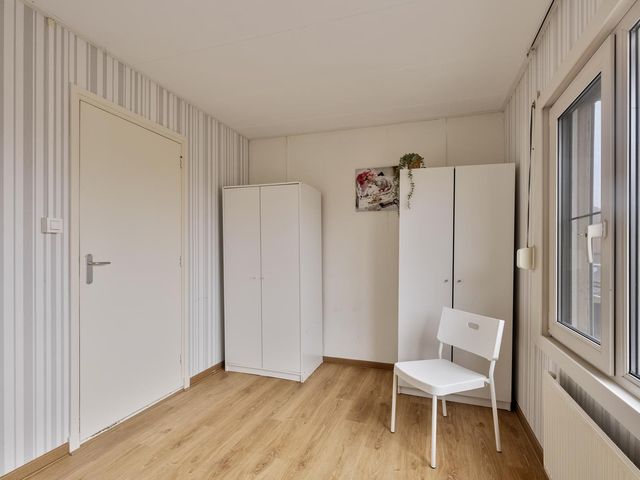 Vaartstraat 19, Philippine