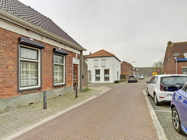 Nieuwstraat 30, Hansweert