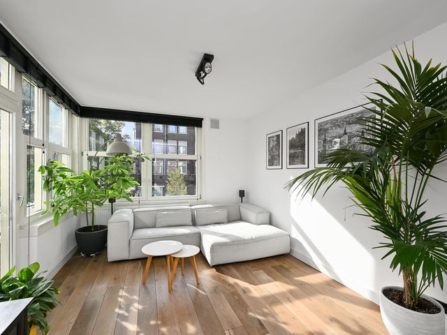 Bloys van Treslongstraat 6 1, Amsterdam