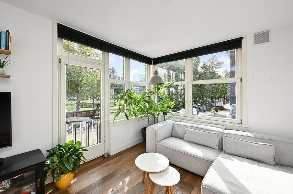 Bloys van Treslongstraat 6 1