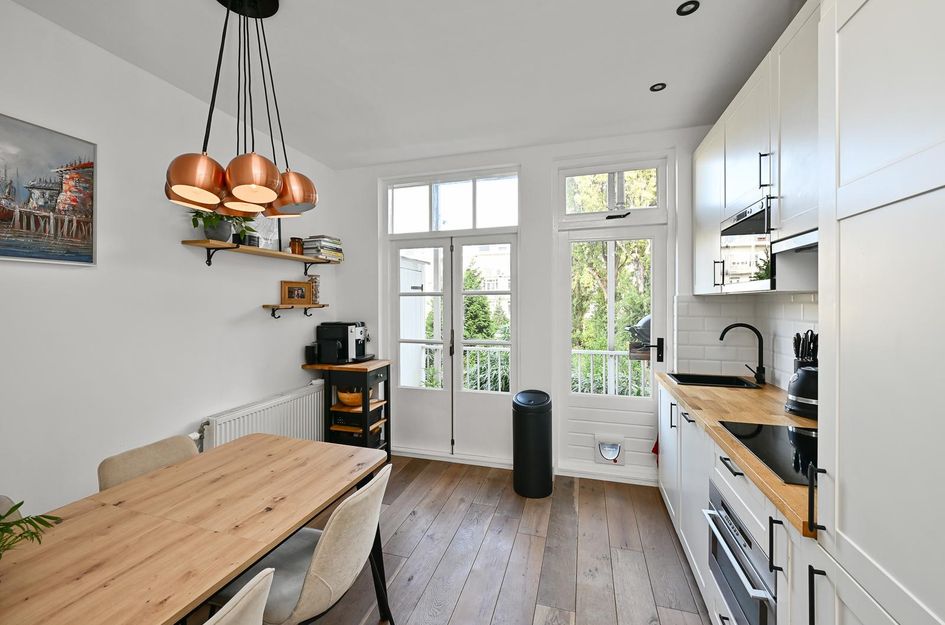Bloys van Treslongstraat 6 1