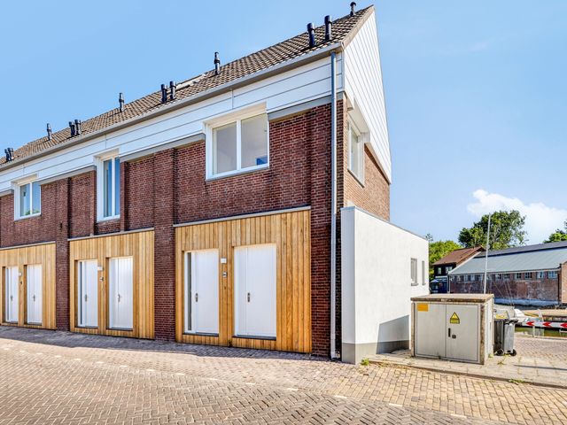 Zeedijk 24C, Stad Aan 'T Haringvliet