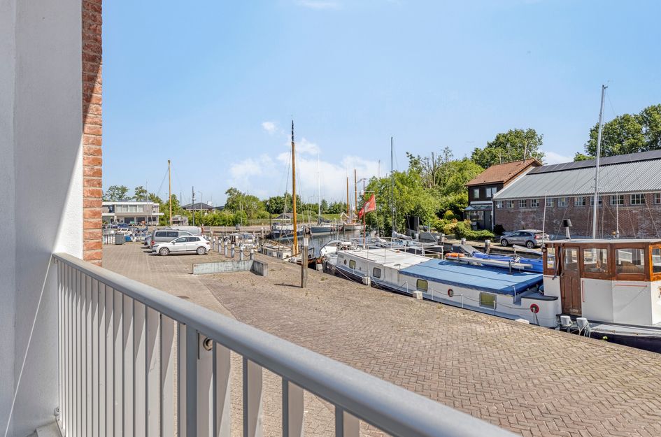 Zeedijk 24C