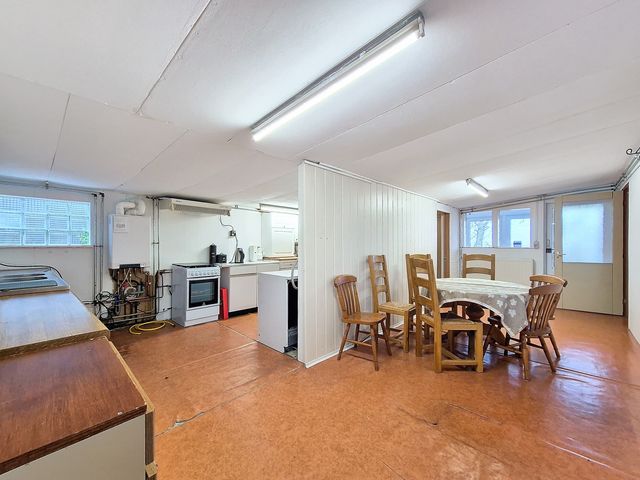 Sasputsestraat 24, Schoondijke