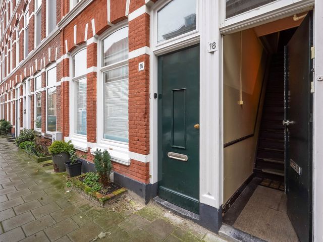 Van Marumstraat 18, Den Haag